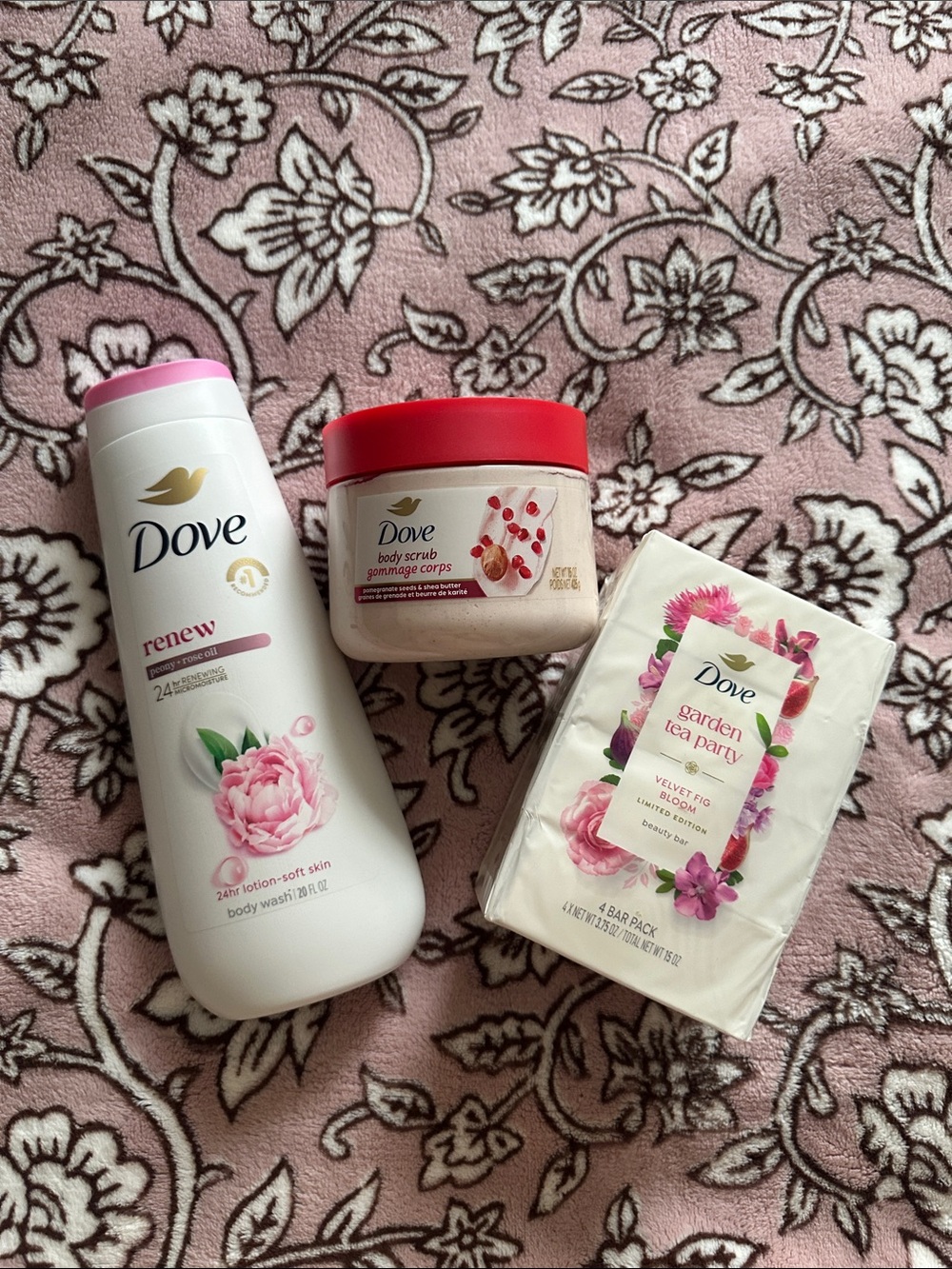 Dove Renew Body Wash, Body Scrub and  barsoap body care Bundle - Floral Scent